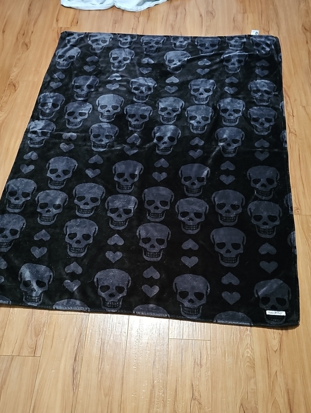 Betsey Johnson Skull & Hearts Throw